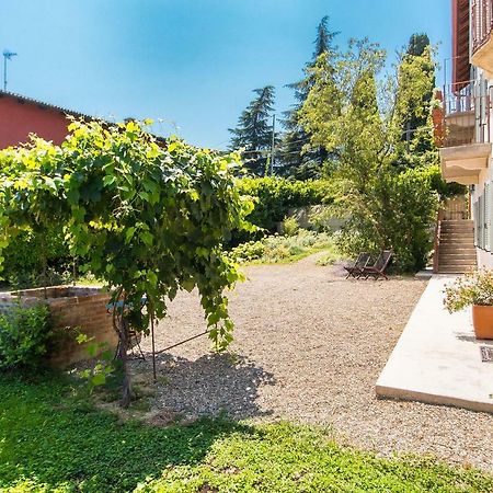 Appartamenti Presso Cascina La Melagrana Costigliole d'Asti Luaran gambar